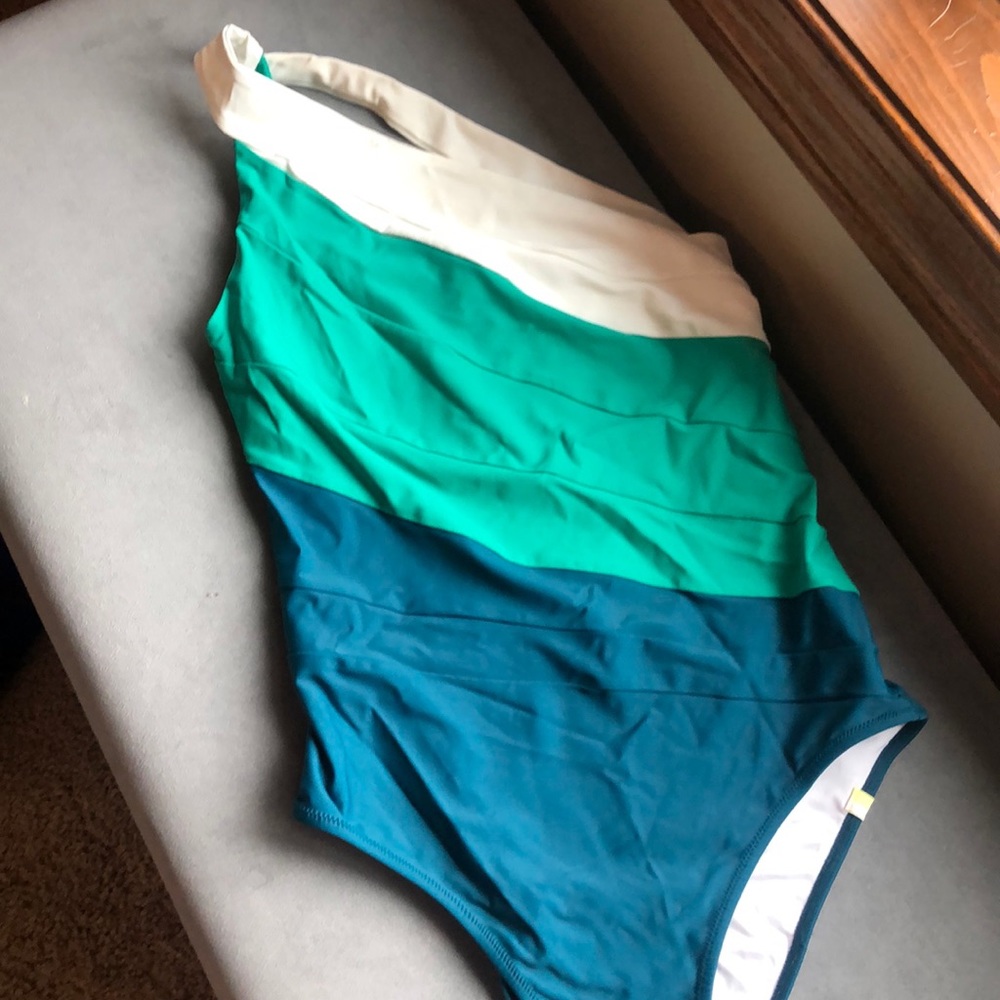 EUC Summersalt sidestroke swimsuit